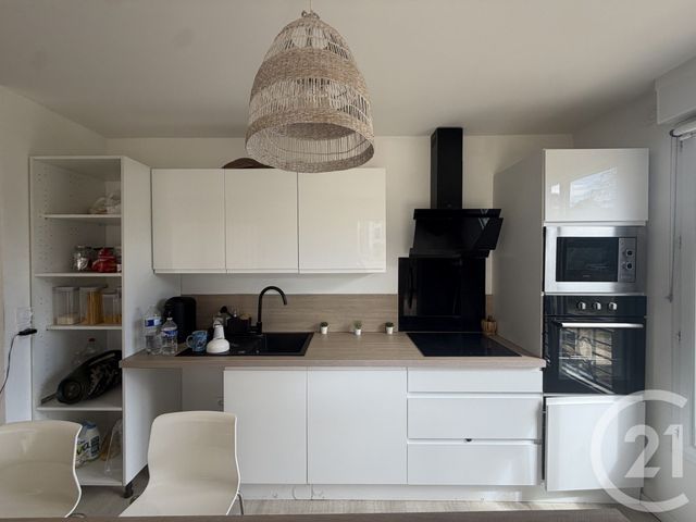 Appartement F4 &agrave; louer - 4 pi&egrave;ces - 81,90 m2 - Montfermeil - 93 - ILE-DE-FRANCE