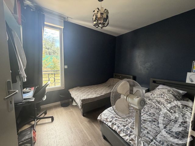 Appartement F4 &agrave; louer - 4 pi&egrave;ces - 81,90 m2 - Montfermeil - 93 - ILE-DE-FRANCE