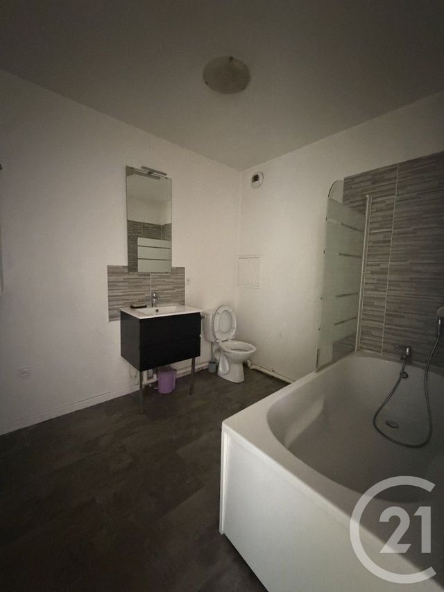 Maison &agrave; louer - 3 pi&egrave;ces - 71,87 m2 - La Courneuve - 93 - ILE-DE-FRANCE