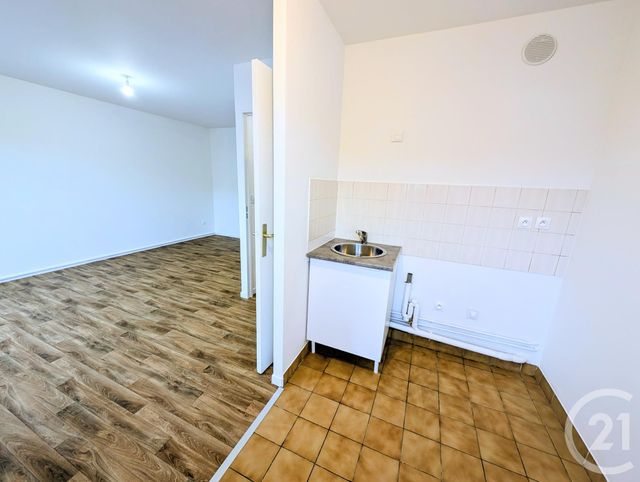 Appartement F1 &agrave; louer - 1 pi&egrave;ce - 29,58 m2 - Livry Gargan - 93 - ILE-DE-FRANCE