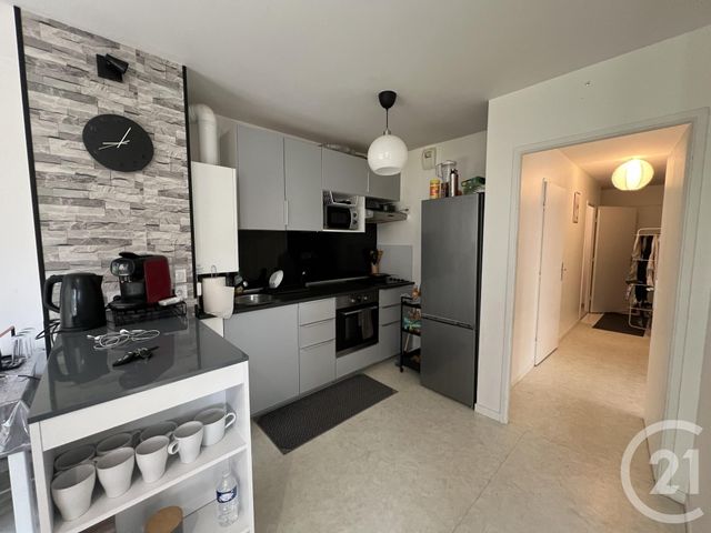 Appartement F3 &agrave; louer - 3 pi&egrave;ces - 61,41 m2 - Montfermeil - 93 - ILE-DE-FRANCE