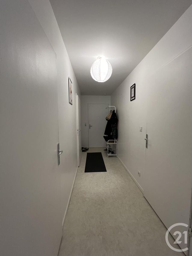 Appartement F3 &agrave; louer - 3 pi&egrave;ces - 61,41 m2 - Montfermeil - 93 - ILE-DE-FRANCE