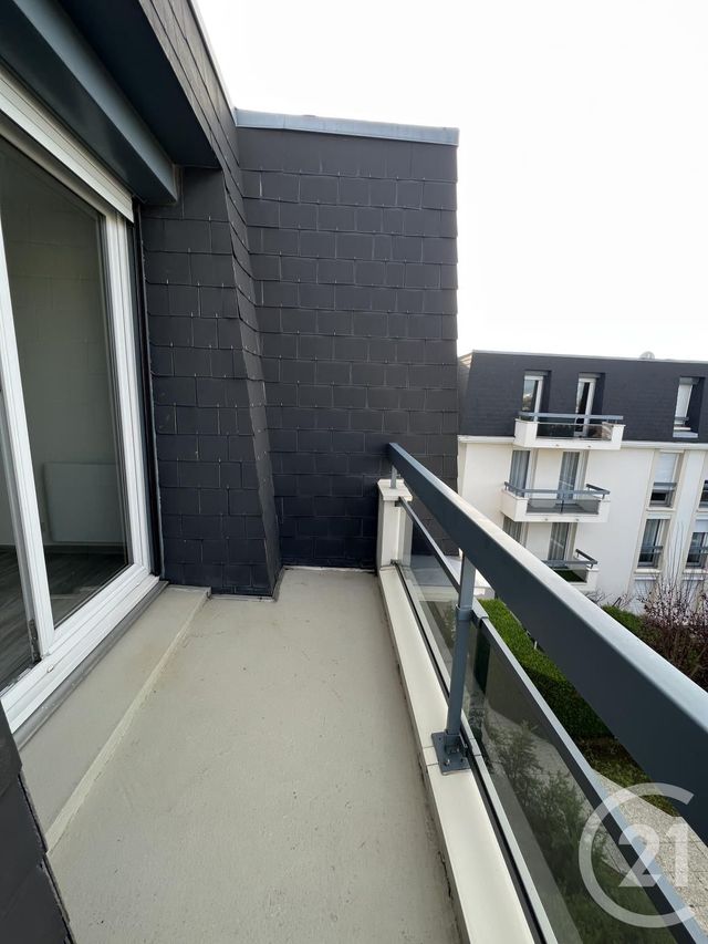 Appartement F2 &agrave; louer - 2 pi&egrave;ces - 46,67 m2 - Livry Gargan - 93 - ILE-DE-FRANCE