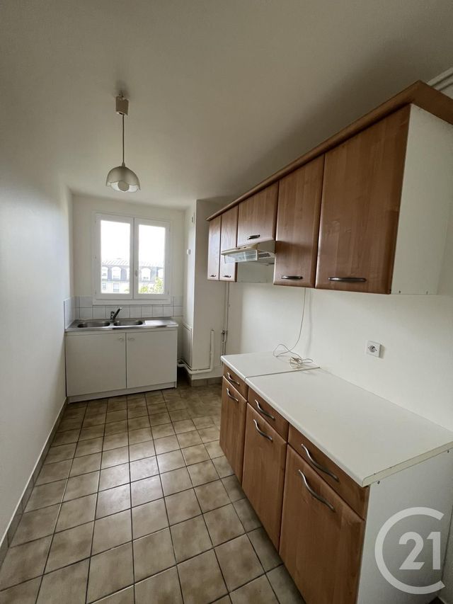 Appartement F2 &agrave; louer - 2 pi&egrave;ces - 46,67 m2 - Livry Gargan - 93 - ILE-DE-FRANCE
