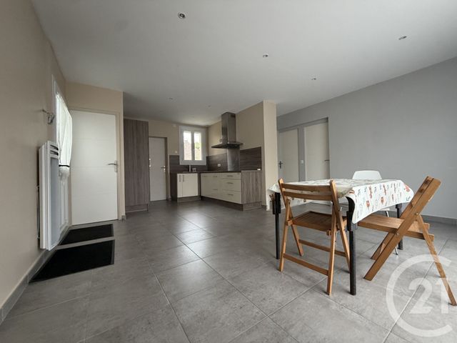 Maison &agrave; louer - 3 pi&egrave;ces - 60,12 m2 - Montfermeil - 93 - ILE-DE-FRANCE