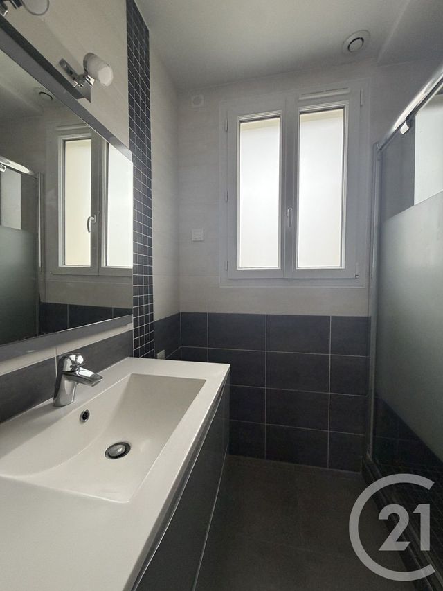 Maison &agrave; louer - 3 pi&egrave;ces - 60,12 m2 - Montfermeil - 93 - ILE-DE-FRANCE