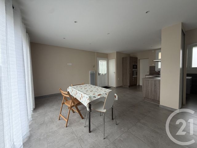 Maison &agrave; louer - 3 pi&egrave;ces - 60,12 m2 - Montfermeil - 93 - ILE-DE-FRANCE