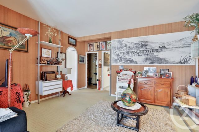 Maison à vendre - 6 pièces - 256,22 m2 - St Laurent Du Var - 06 - PROVENCE-ALPES-COTE-D-AZUR