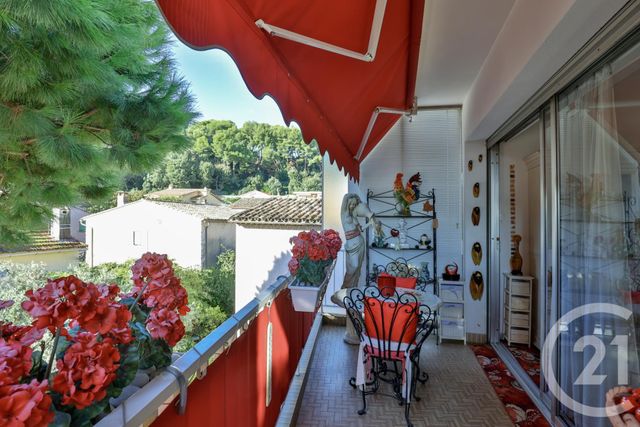 Maison à vendre - 6 pièces - 256,22 m2 - St Laurent Du Var - 06 - PROVENCE-ALPES-COTE-D-AZUR