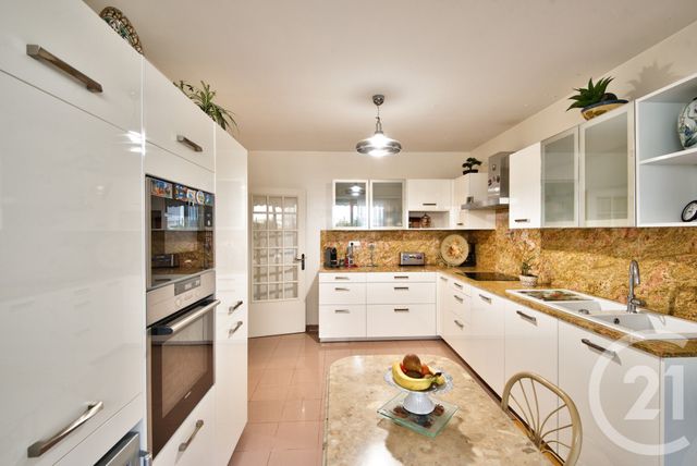 Appartement F4 &agrave; vendre - 5 pi&egrave;ces - 117,55 m2 - Nice - 06 - PROVENCE-ALPES-COTE-D-AZUR