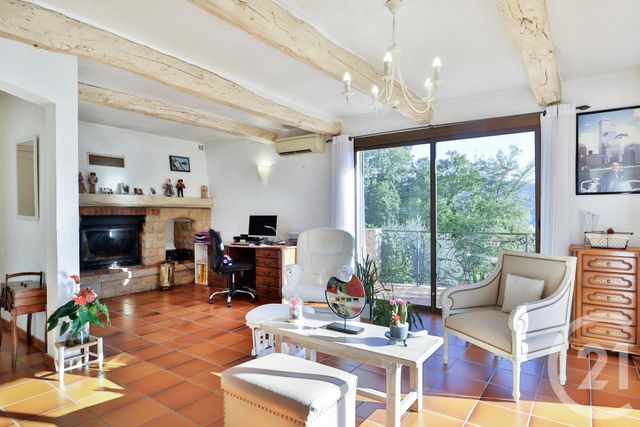 Maison à vendre - 6 pièces - 148 m2 - Gattieres - 06 - PROVENCE-ALPES-COTE-D-AZUR
