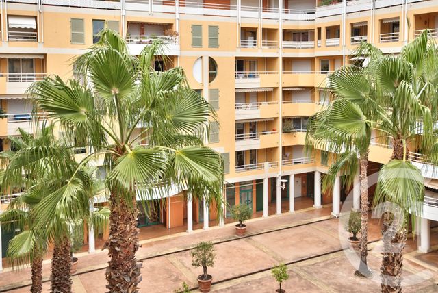 Appartement F3 à vendre - 3 pièces - 72,76 m2 - Nice - 06 - PROVENCE-ALPES-COTE-D-AZUR