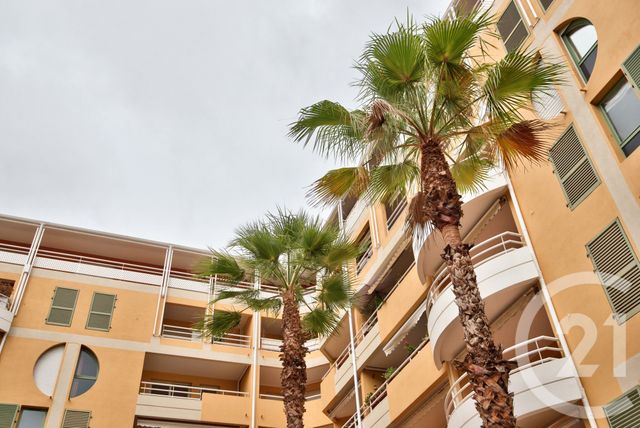 Appartement F3 à vendre - 3 pièces - 72,76 m2 - Nice - 06 - PROVENCE-ALPES-COTE-D-AZUR