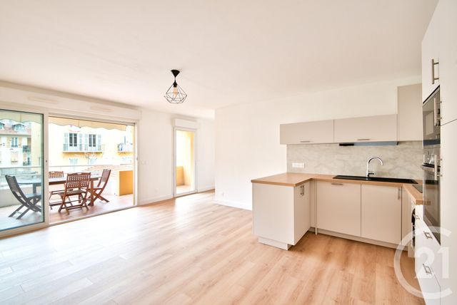 Appartement F3 à vendre - 3 pièces - 72,76 m2 - Nice - 06 - PROVENCE-ALPES-COTE-D-AZUR