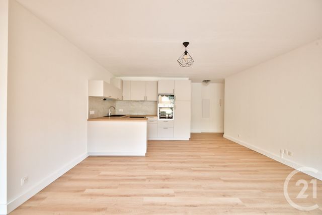 Appartement F3 à vendre - 3 pièces - 72,76 m2 - Nice - 06 - PROVENCE-ALPES-COTE-D-AZUR