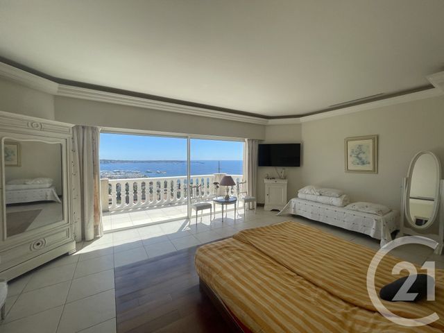 Maison &agrave; vendre - 5 pi&egrave;ces - 311,44 m2 - Vallauris - 06 - PROVENCE-ALPES-COTE-D-AZUR