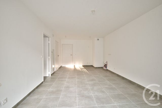 Appartement F2 à vendre - 2 pièces - 41 m2 - Nice - 06 - PROVENCE-ALPES-COTE-D-AZUR