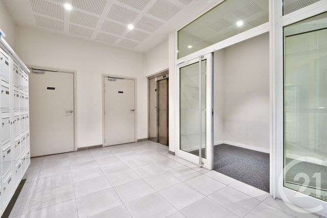 Appartement F2 à vendre - 2 pièces - 41 m2 - Nice - 06 - PROVENCE-ALPES-COTE-D-AZUR