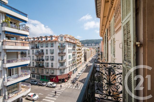 Appartement F3 &agrave; vendre - 3 pi&egrave;ces - 60,88 m2 - Nice - 06 - PROVENCE-ALPES-COTE-D-AZUR