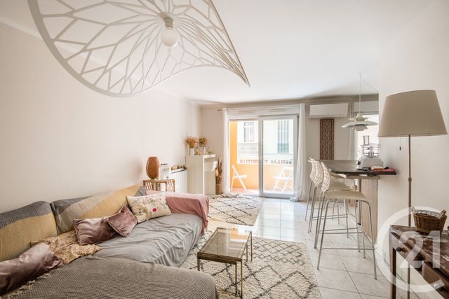 Appartement F4 &agrave; vendre - 4 pi&egrave;ces - 114 m2 - Nice - 06 - PROVENCE-ALPES-COTE-D-AZUR