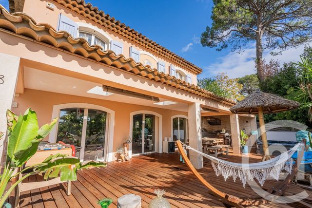 Maison 10 pièces 350 m² · à Biot · 350 m² · 2 400 000 €