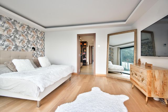 Maison à vendre - 5 pièces - 183 m2 - Tourrette Levens - 06 - PROVENCE-ALPES-COTE-D-AZUR