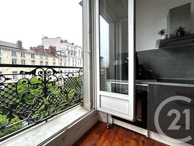 Appartement T2 &agrave; louer - 2 pi&egrave;ces - 38,62 m2 - Grenoble - 38 - RHONE-ALPES
