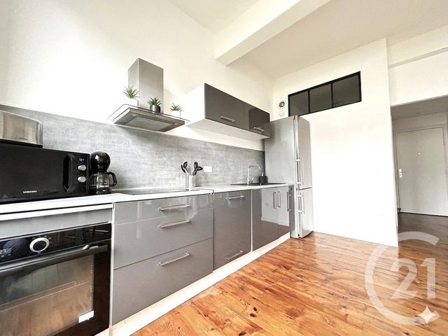 Appartement T2 &agrave; louer - 2 pi&egrave;ces - 38,62 m2 - Grenoble - 38 - RHONE-ALPES