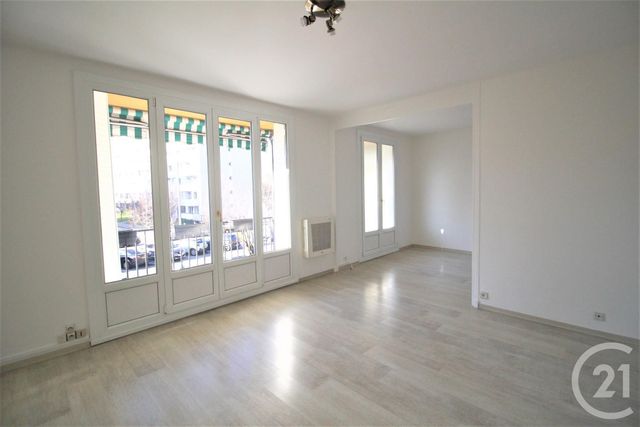 Appartement T3 &agrave; louer - 3 pi&egrave;ces - 71,52 m2 - Meylan - 38 - RHONE-ALPES