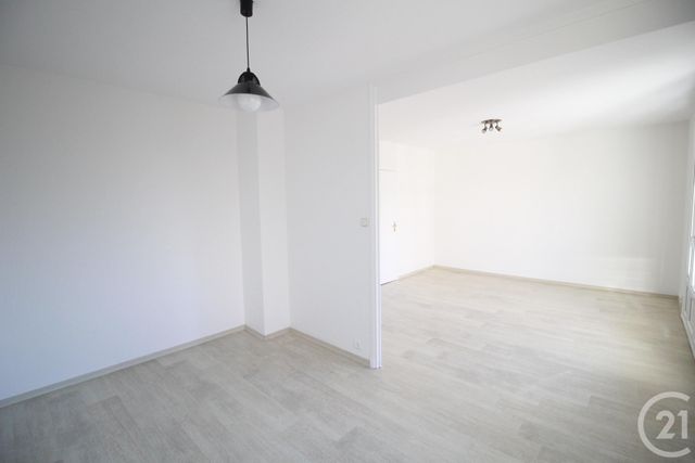Appartement T3 &agrave; louer - 3 pi&egrave;ces - 71,52 m2 - Meylan - 38 - RHONE-ALPES
