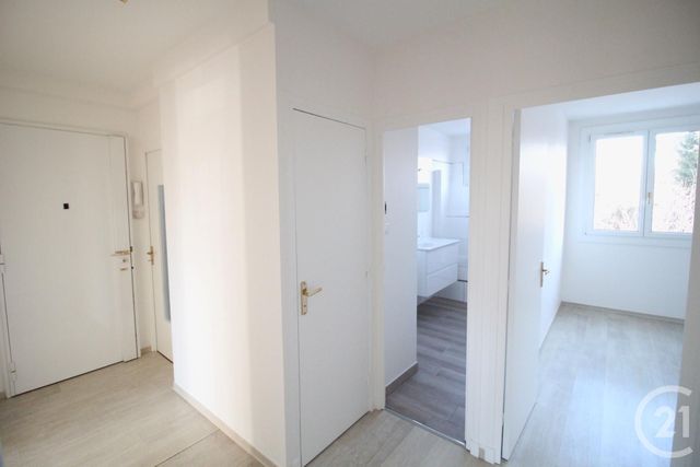 Appartement T3 &agrave; louer - 3 pi&egrave;ces - 71,52 m2 - Meylan - 38 - RHONE-ALPES