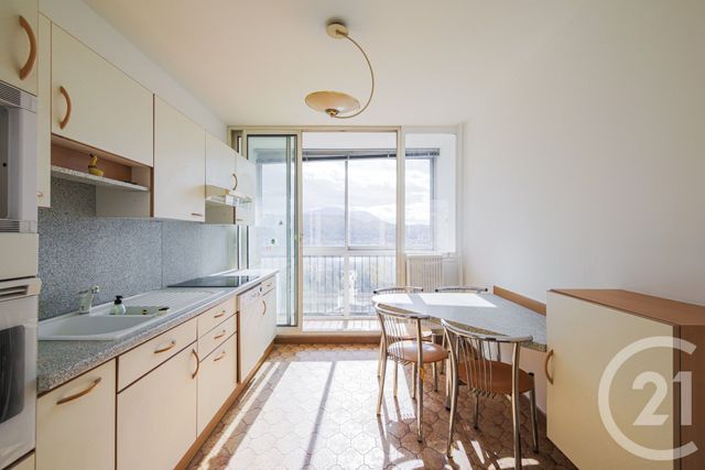 Appartement T4 à vendre - 3 pièces - 80 m2 - Echirolles - 38 - RHONE-ALPES