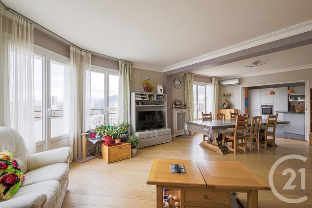 Appartement &agrave; vendre - 5 pi&egrave;ces - 156,86 m2 - Grenoble - 38 - RHONE-ALPES