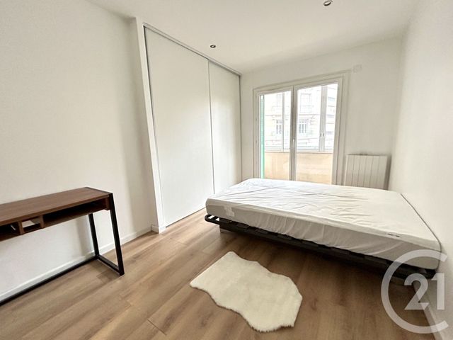 Appartement T6 &agrave; louer - 6 pi&egrave;ces - 125,94 m2 - Grenoble - 38 - RHONE-ALPES