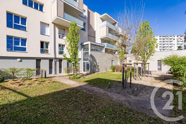 Appartement T2 à vendre - 2 pièces - 42,50 m2 - St Martin D Heres - 38 - RHONE-ALPES