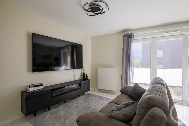 Appartement T2 à vendre - 2 pièces - 42,50 m2 - St Martin D Heres - 38 - RHONE-ALPES