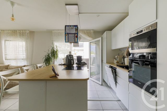 Appartement F4 &agrave; vendre - 4 pi&egrave;ces - 78,13 m2 - Echirolles - 38 - RHONE-ALPES