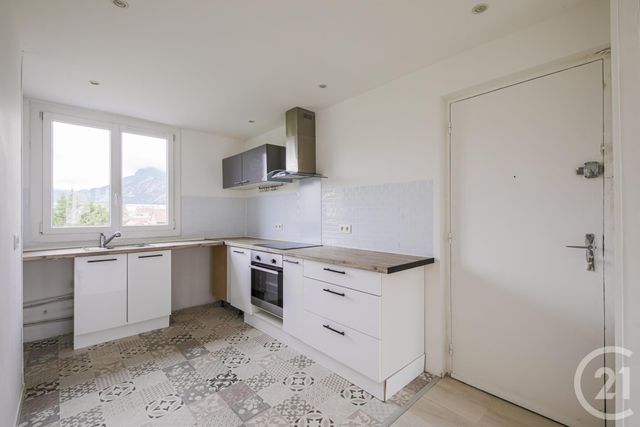 Appartement F4 à vendre - 4 pièces - 61,20 m2 - Grenoble - 38 - RHONE-ALPES