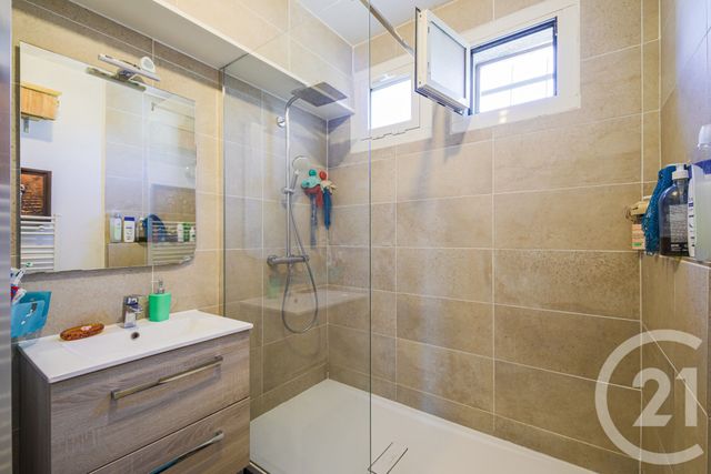 Appartement F4 à vendre - 4 pièces - 96,26 m2 - St Egreve - 38 - RHONE-ALPES