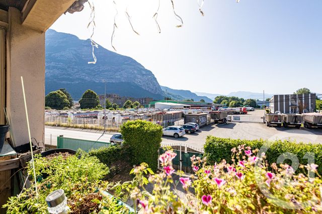 Appartement F4 à vendre - 4 pièces - 96,26 m2 - St Egreve - 38 - RHONE-ALPES