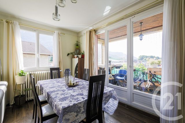 Appartement F4 à vendre - 4 pièces - 96,26 m2 - St Egreve - 38 - RHONE-ALPES