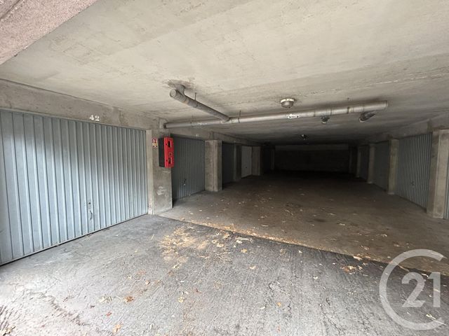 Parking à louer - 12 m2 - Grenoble - 38 - RHONE-ALPES