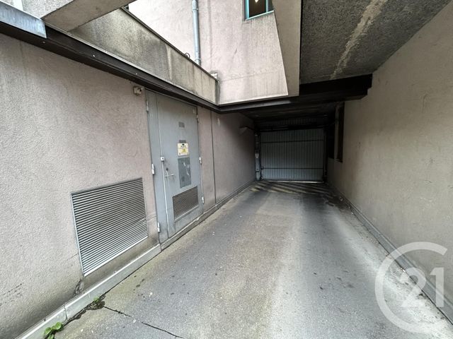 Parking à louer - 12 m2 - Grenoble - 38 - RHONE-ALPES