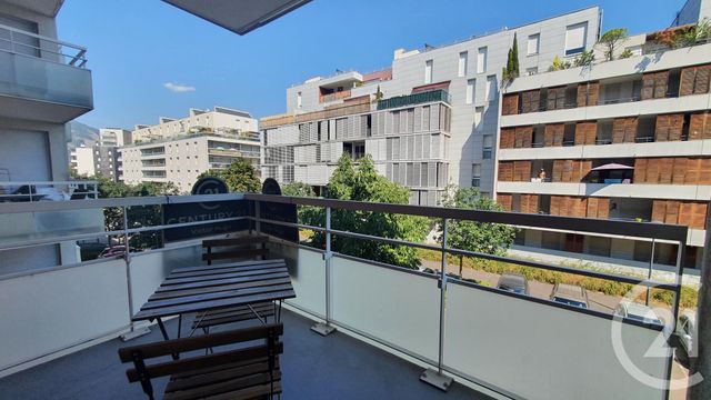 Appartement T2 à louer - 2 pièces - 41,65 m2 - Grenoble - 38 - RHONE-ALPES