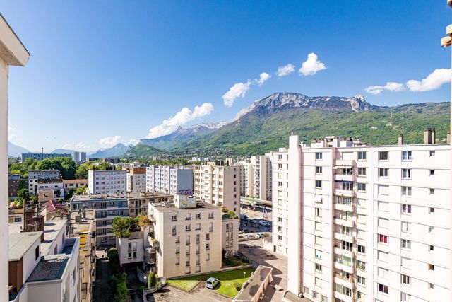 Appartement T2 à vendre - 2 pièces - 58 m2 - Grenoble - 38 - RHONE-ALPES