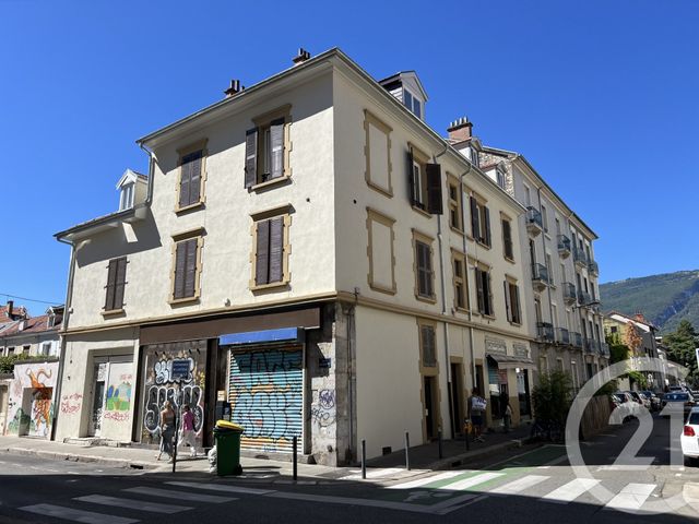 Appartement T2 à louer - 2 pièces - 69,12 m2 - Grenoble - 38 - RHONE-ALPES