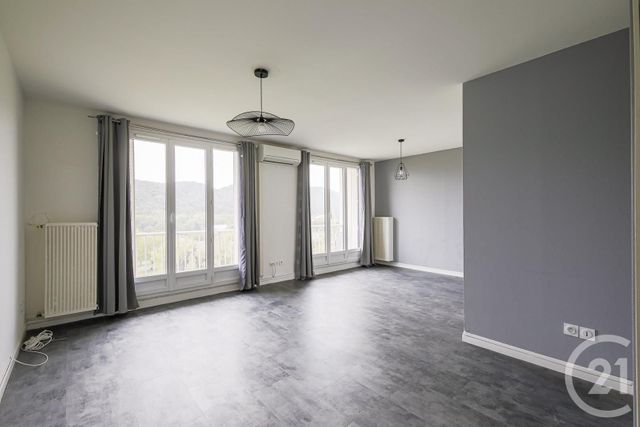 Prix immobilier LE PONT DE CLAIX - Photo d’un appartement vendu