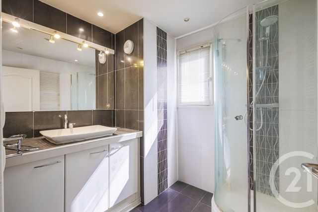 Appartement T3 à vendre - 3 pièces - 74 m2 - Grenoble - 38 - RHONE-ALPES