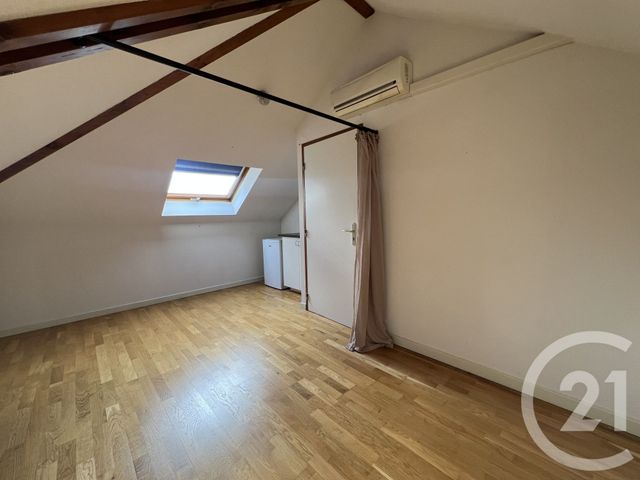 Local commercial à louer - 54.75 m2 - 38 - Isere
