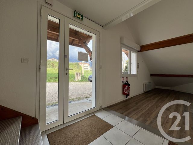 Local commercial à louer - 54.75 m2 - 38 - Isere